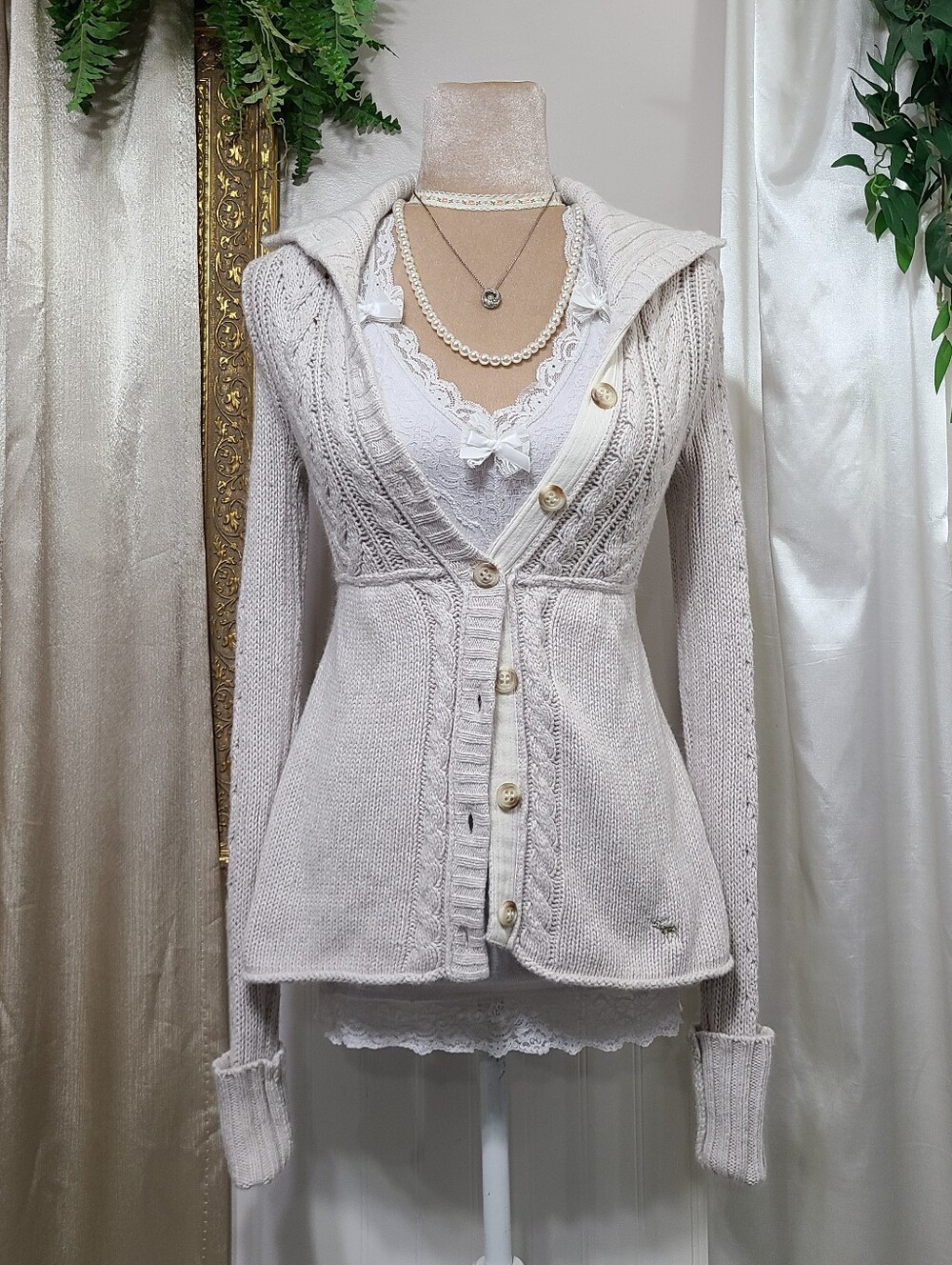 Rare ♡ Y2K ♡ Vintage Abercrombie Bella Swan Meet The Cullens Babydoll Sweater